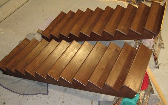 Custom staircases fabrication