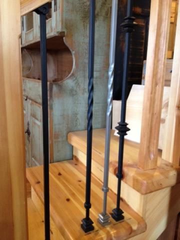 Adjustable metal baluster