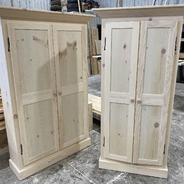 table industriel pin pine rustic rustique lumber wood custom made rough barn wood armoire colonial porte panneau shaker door panel home made custom made fabrication sur mesure