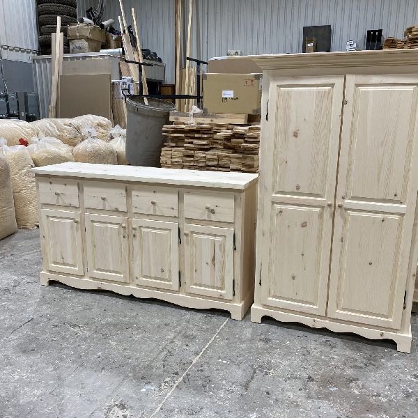 table industriel pin pine rustic rustique lumber wood custom made rough barn wood armoire colonial porte panneau shaker door panel home made custom made fabrication sur mesure