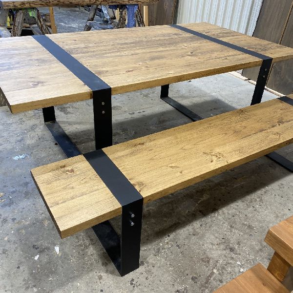 table industriel pin pine rustic rustique lumber wood custom made rough barn wood