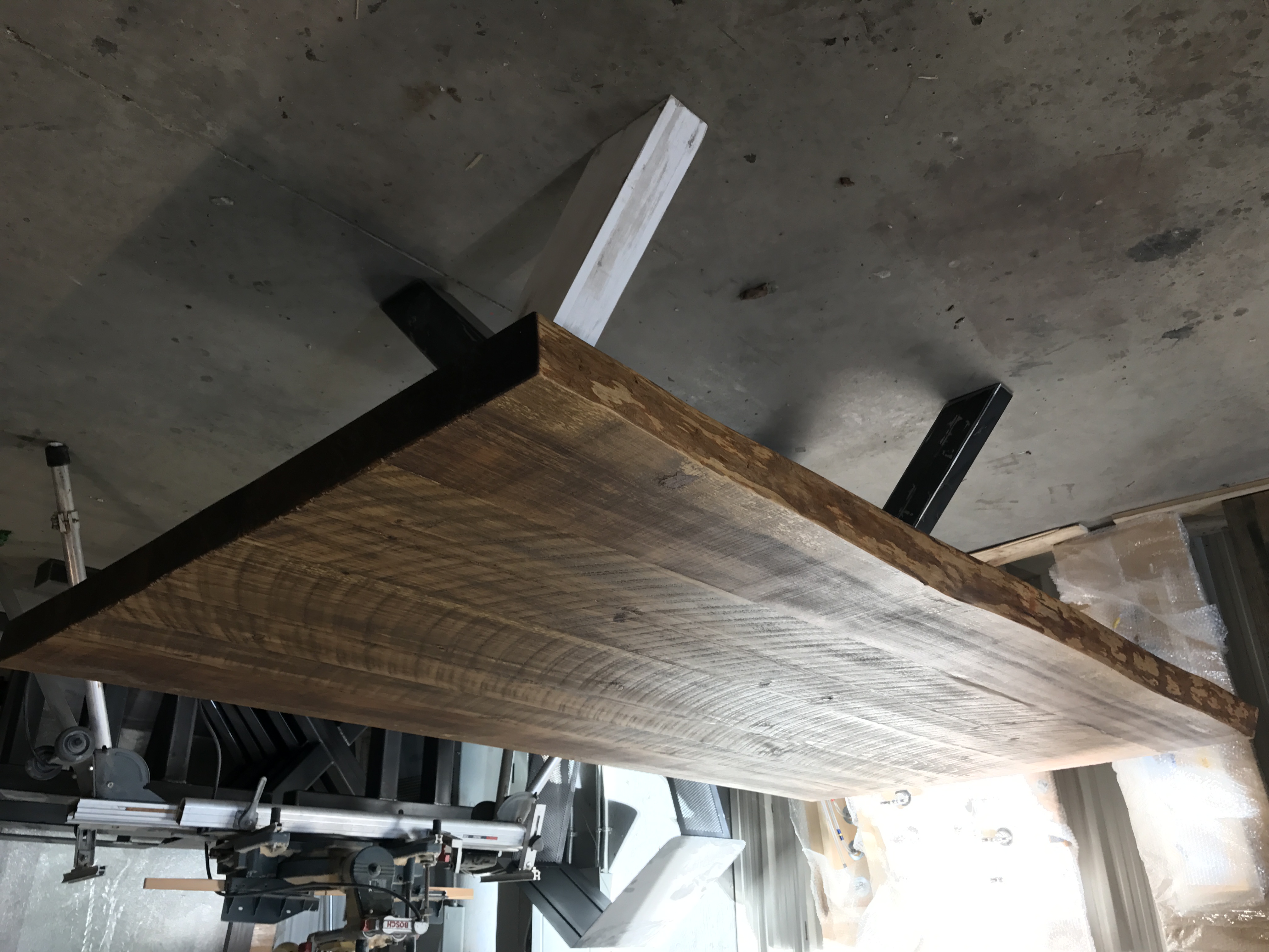 liveedge pin rustique patte métal industriel woodworking custom