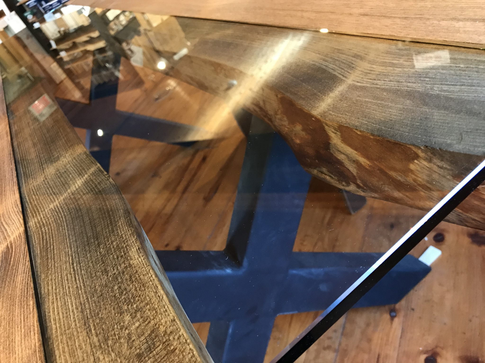 table pin pro-pin gatineau ottawa live edge rustique industriel métal massif acier fer vitre pin blanc poutre moderne