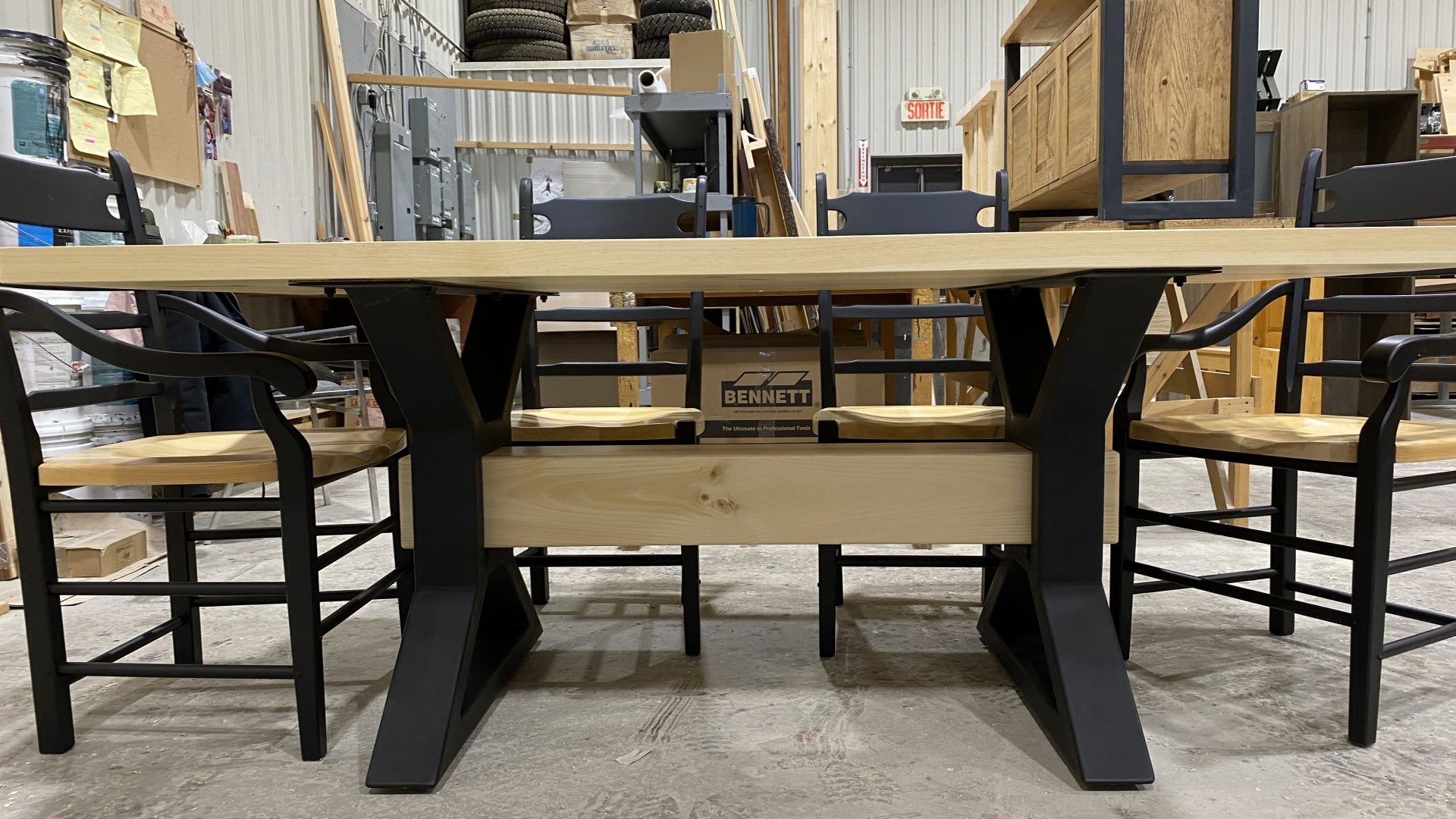 table industriel patte métal metal legs pin pine rustique antique industriel beam rough brut lumber solide best price custom made